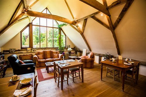 Oak Farm Barn Hotel Beyton Exterior photo